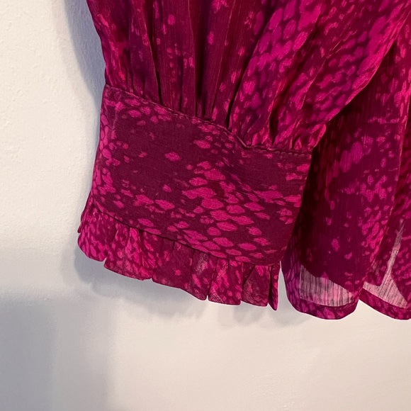 Chico’s size Large Deep Pink/Fuscia Blouse - Picture 4 of 4